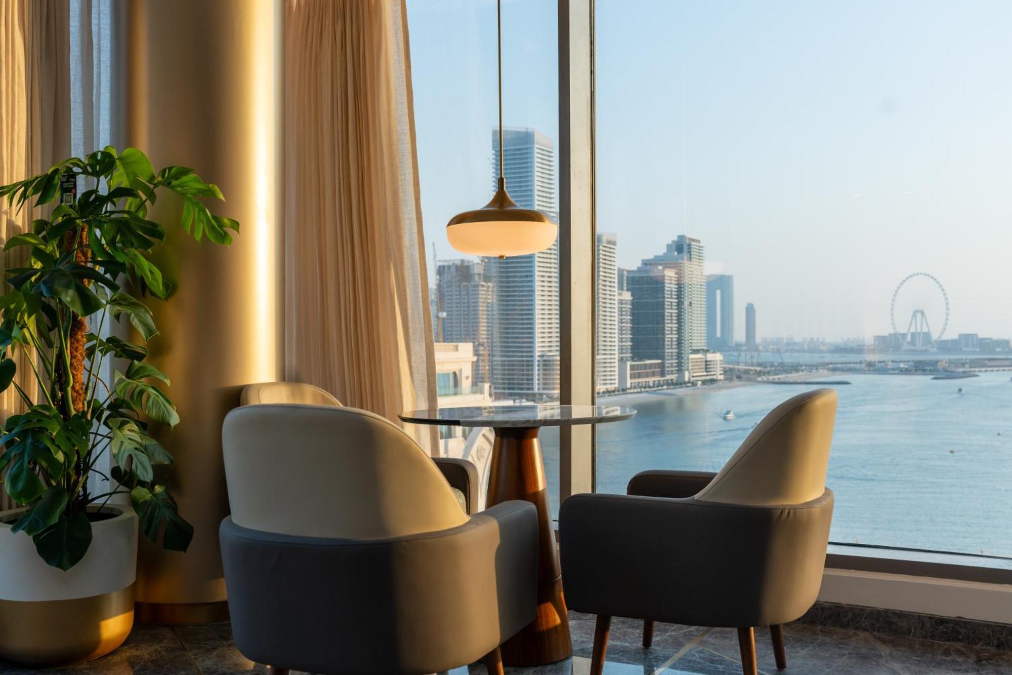 Tumbi West Palm Beach Hotel Dubai,Tapestry Collection Hilton Exterior foto