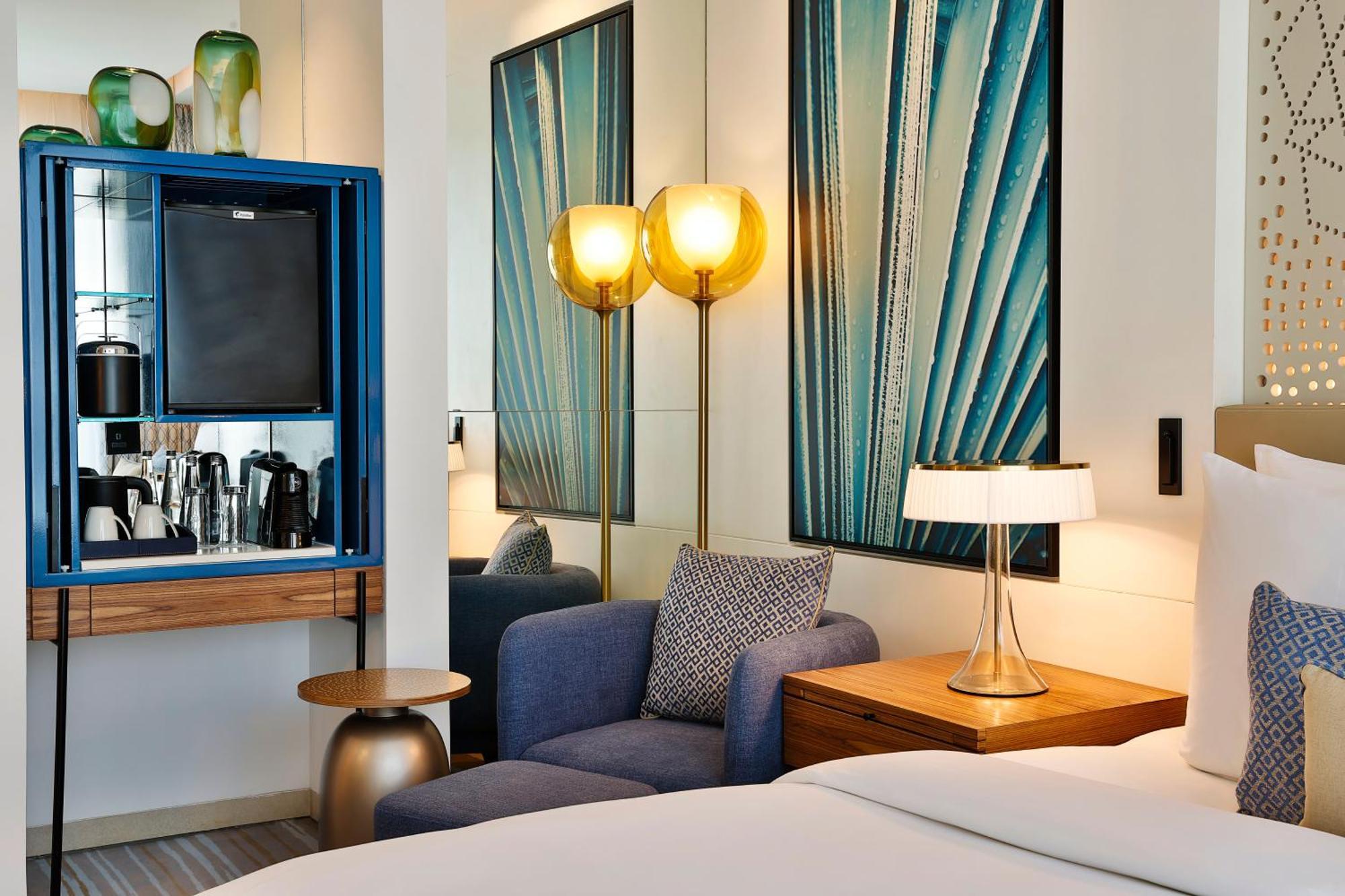 Tumbi West Palm Beach Hotel Dubai,Tapestry Collection Hilton Exterior foto