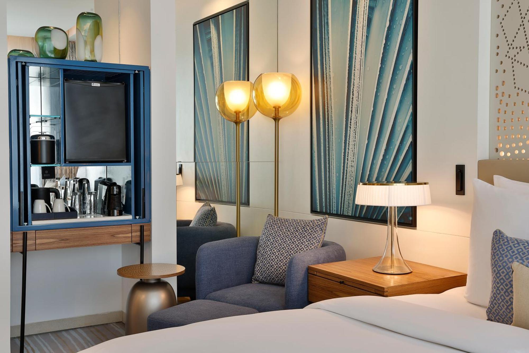 Tumbi West Palm Beach Hotel Dubai,Tapestry Collection Hilton Exterior foto
